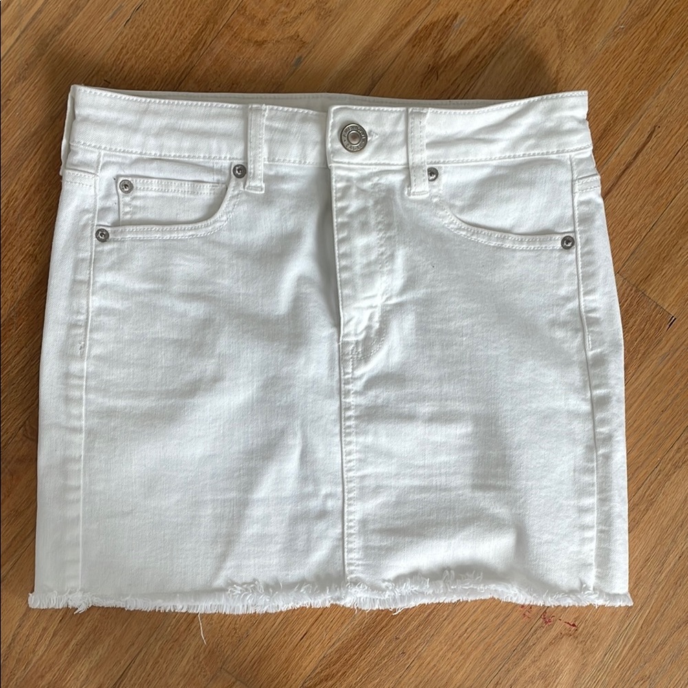 American Eagle White Super Stretch Jeans skirt